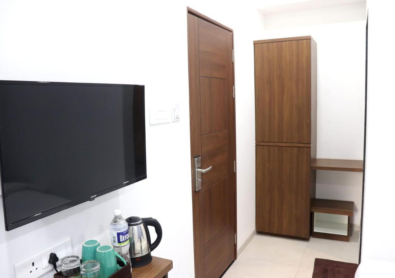 Sharman Suites Pune Exterior foto